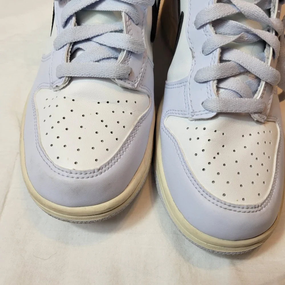 Nike Dunk High Aluminum DB2179-110 Size Boys‎ 7Y / Women Size 8.5 Pre-owned